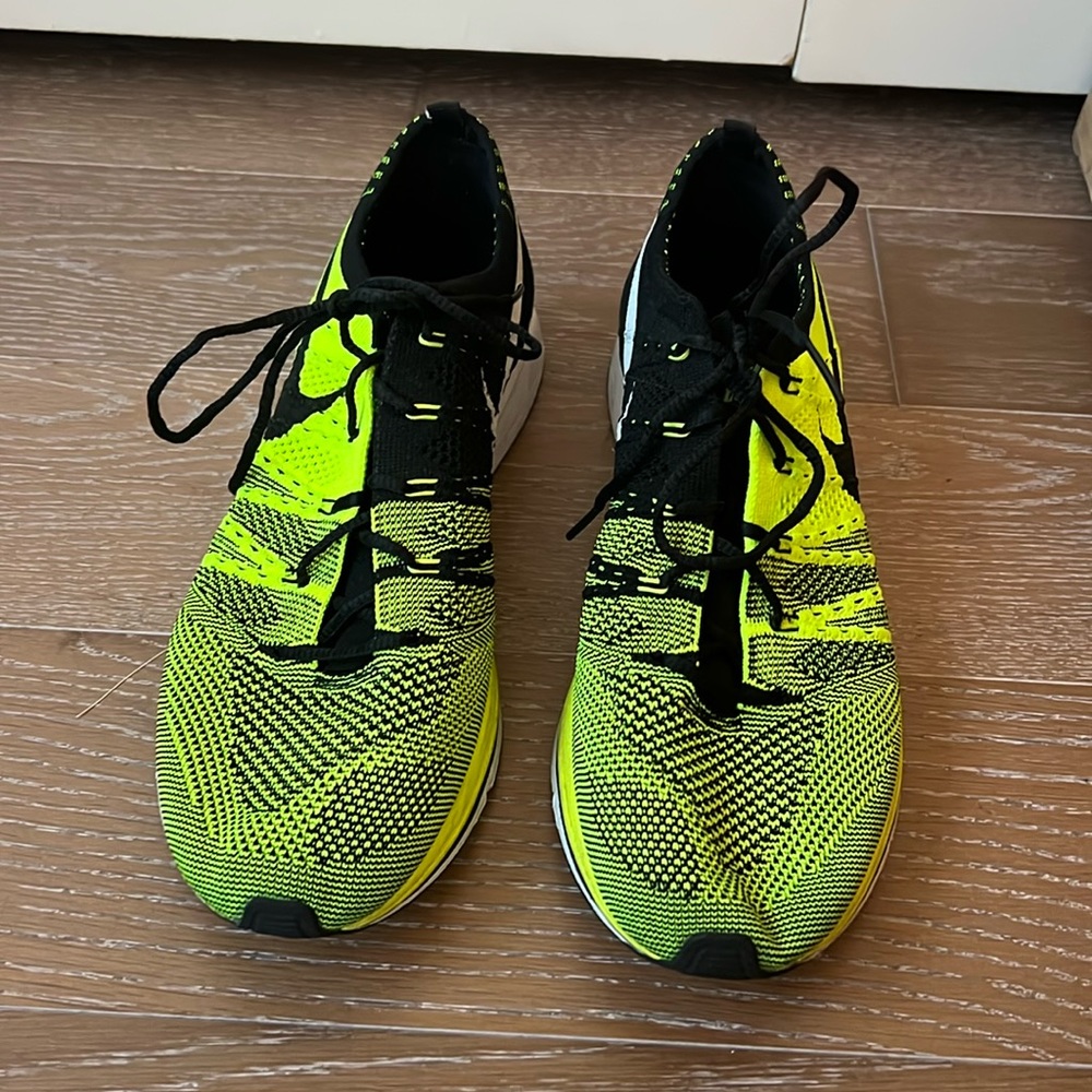 Nike flyknit racers Circa @2012